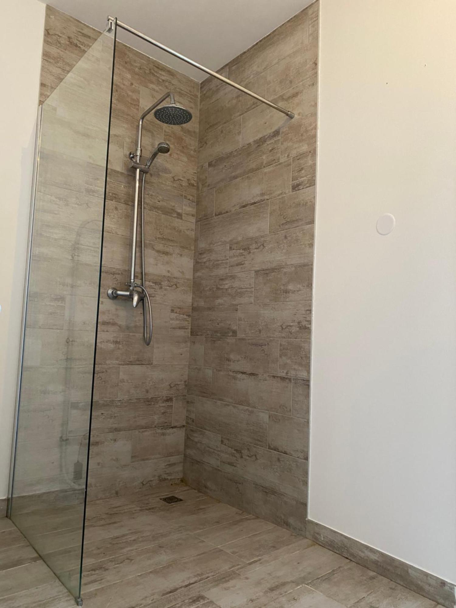 Homestay Jolie Independante, Salle De Bain Privee